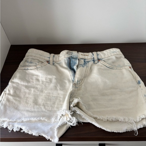 wild fable Washed White Denim Cutoff Shorts with Faded Blue Accents - Picture 3 of 4